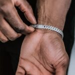 Iced Out Cuban Bracelet in White Gold - 8mm
